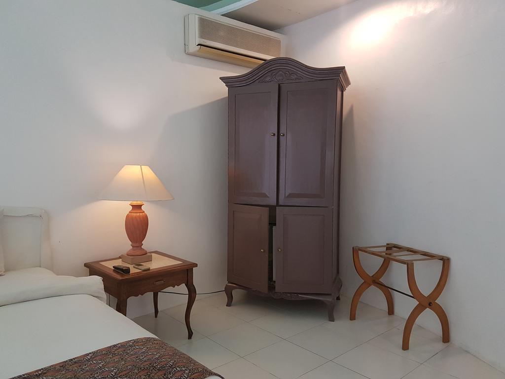 Cordova Reef Village Resort Île de Mactan Extérieur photo