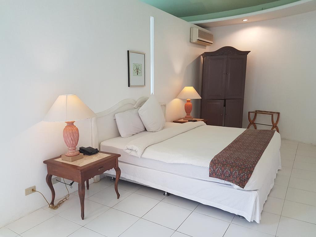 Cordova Reef Village Resort Île de Mactan Extérieur photo