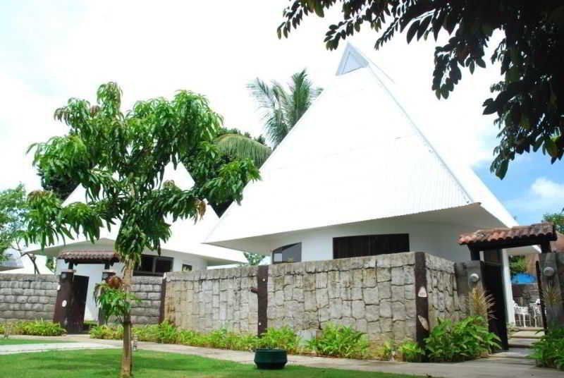 Cordova Reef Village Resort Île de Mactan Extérieur photo