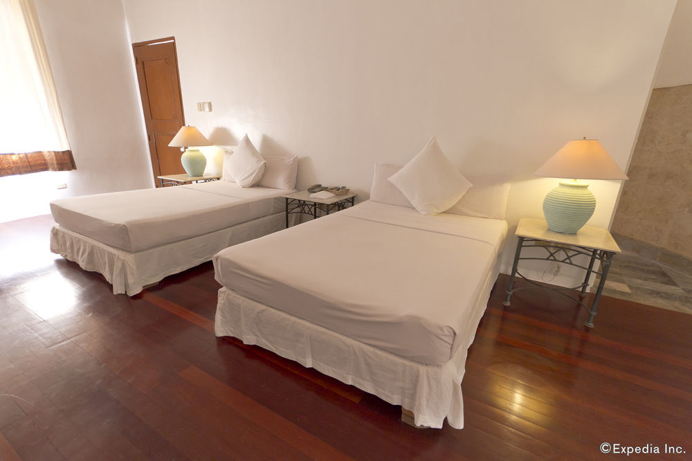 Cordova Reef Village Resort Île de Mactan Extérieur photo