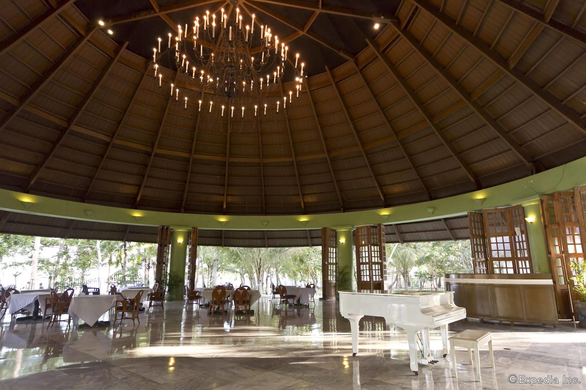 Cordova Reef Village Resort Île de Mactan Extérieur photo