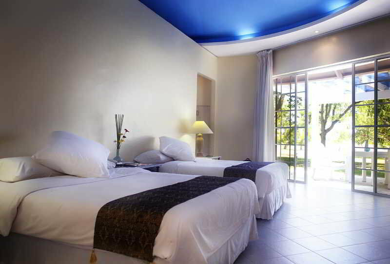 Cordova Reef Village Resort Île de Mactan Extérieur photo